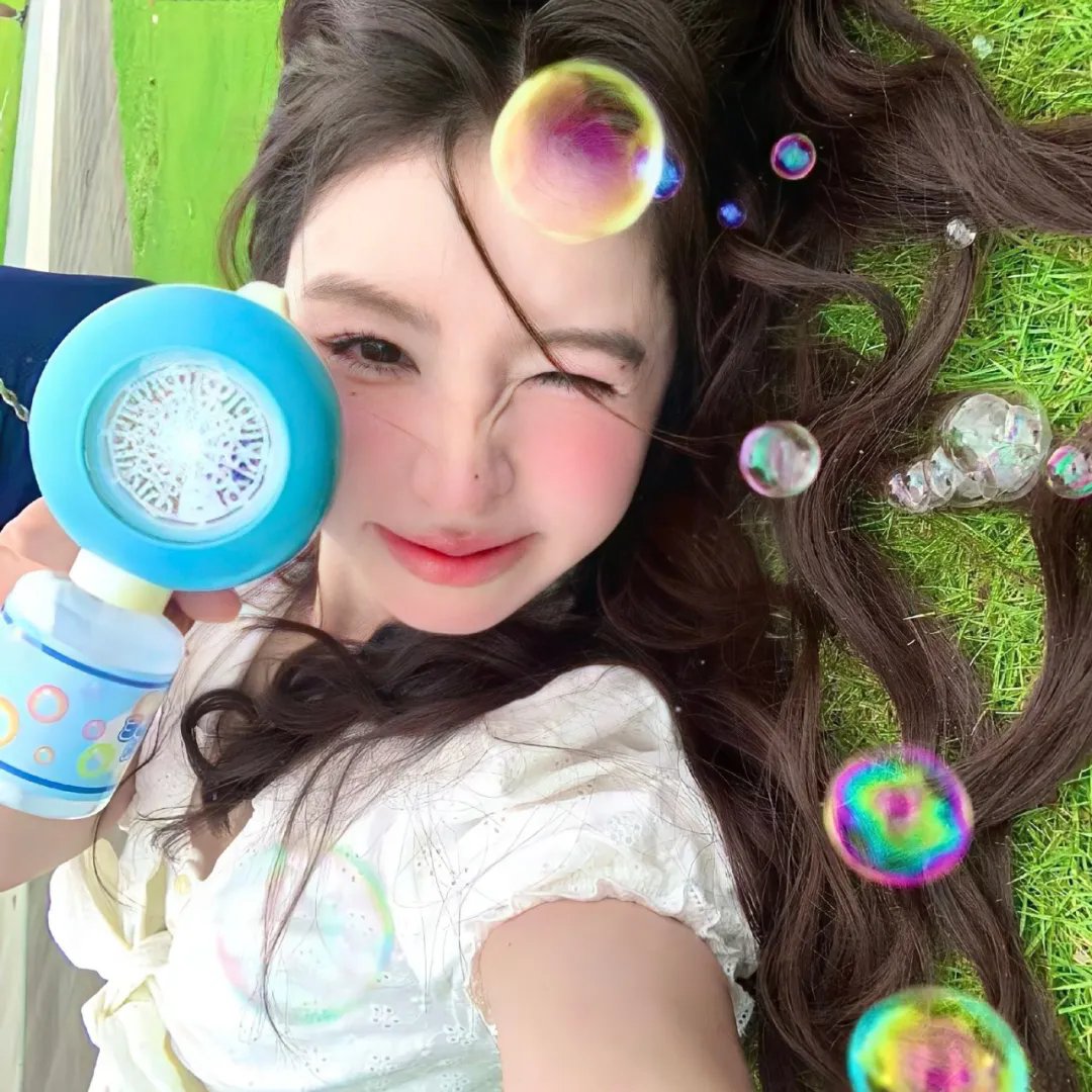 女恶魔人